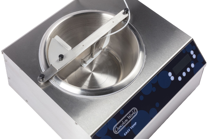 Easy Temp - top view of the compact tempering machine