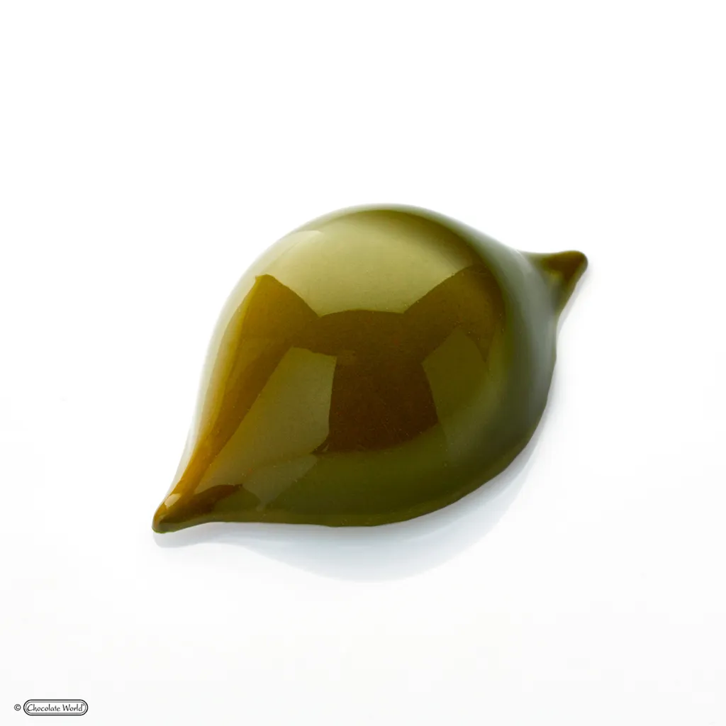 CW2465_F1.webp